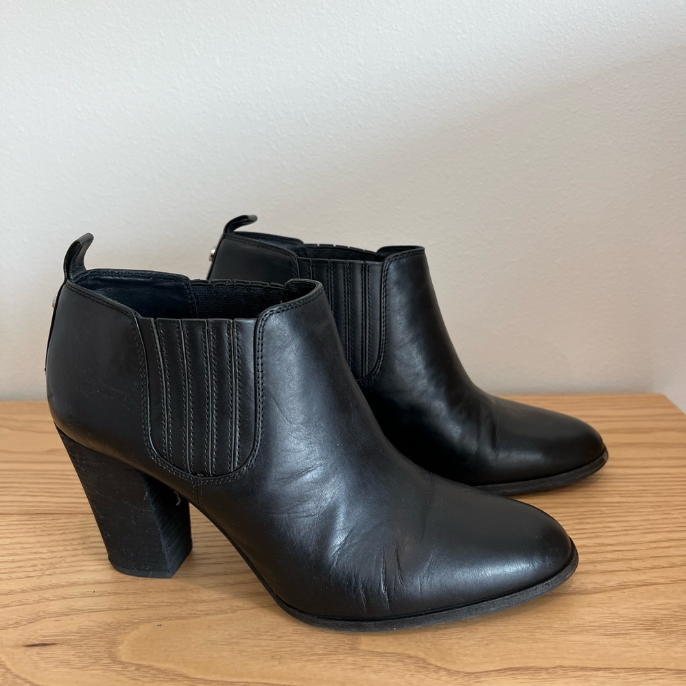 Michael Kors Shaw Women's Black Leather